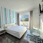 Domaine Des Anges Et 3* Montbolo
